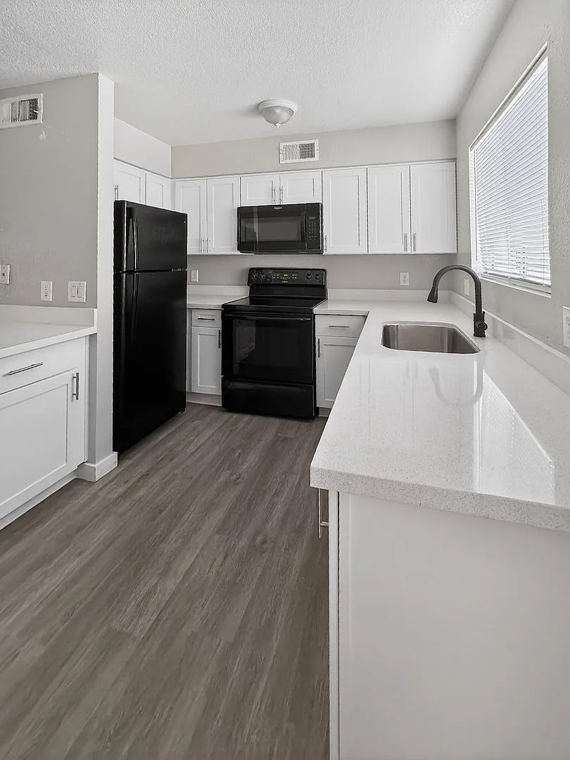 816 N Revere_Phoenix Capital Investments LLC_Kevin New owner — Photo 4