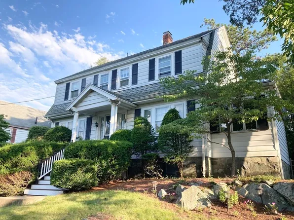 212 Glenwood St, Malden, MA 02148