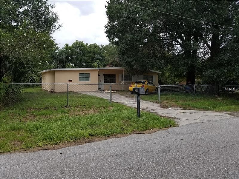 1st image of 213 W Pierce Ave