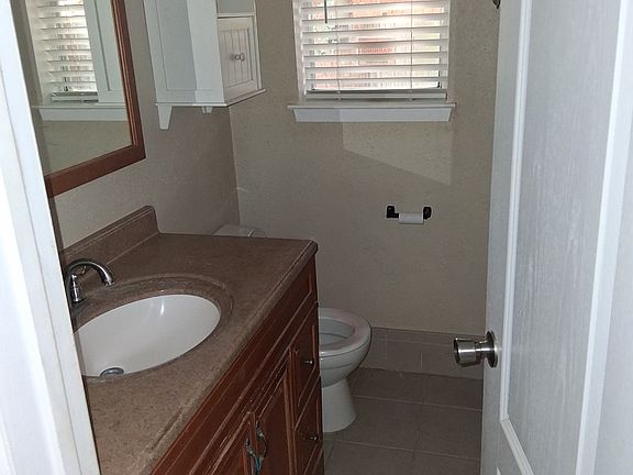 4th image of 1609 Mossglenn Cir #1