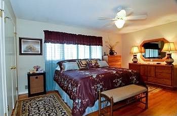 3rd image of 8901 Catalina Dr