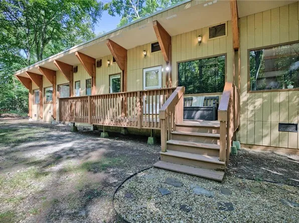 4544 Piney Swamp Rd, Hayes, VA 23072