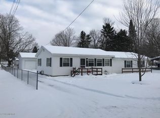 920 N Elm St, Tekonsha, MI 49092