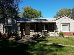 8810 E 92nd St, Kansas City, MO 64138