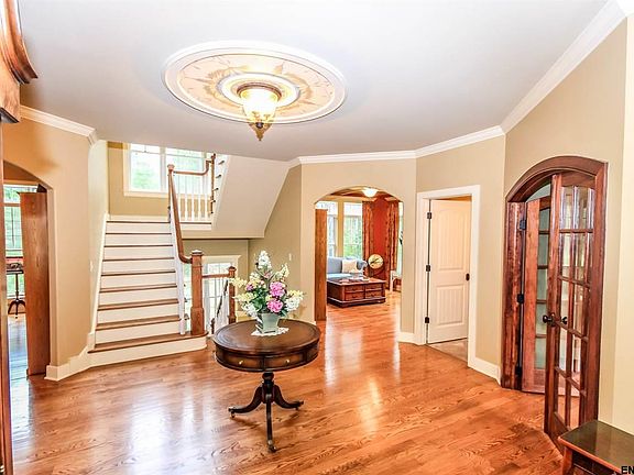 2nd image of 29 Ashleigh Ln