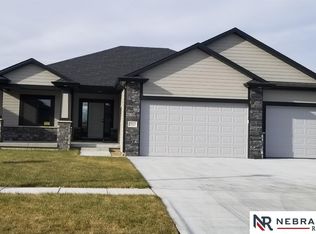 1631 W Big Sky Rd, Lincoln, NE 68521