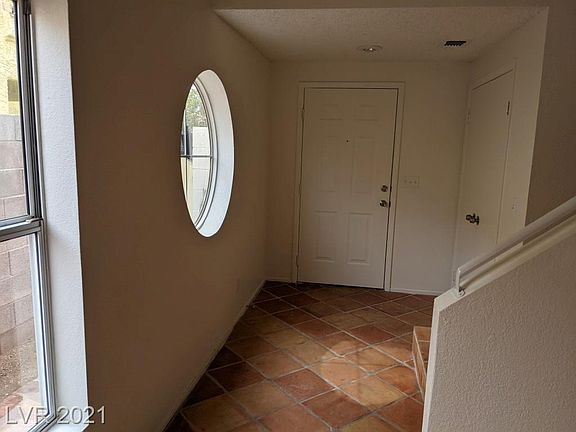3rd image of 108 Clifton Heights Dr