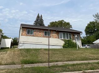 389 Maxwell Rd, Pontiac, MI 48342