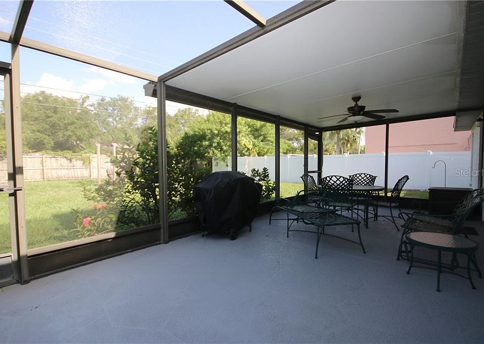2nd image of 12911 Sarah Ln