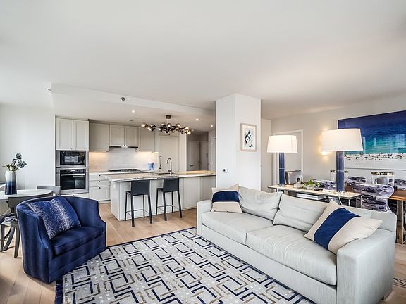 4th image of 389 E 89th St APT 21B