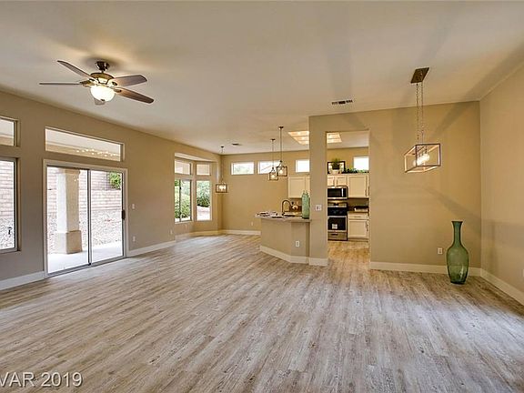 4th image of 3013 Treesdale Dr