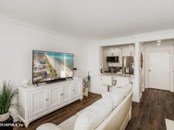 221 13TH Avenue N #104B, Jacksonville Beach, FL 32250
