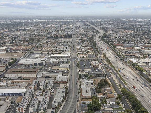 3rd image of 9908 Artesia Blvd #101