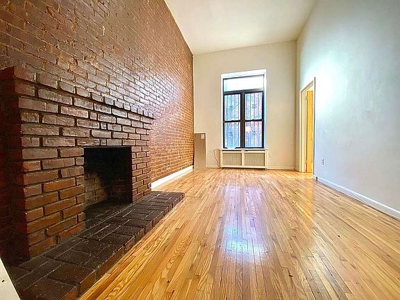2nd image of 125 W 81st St #1C