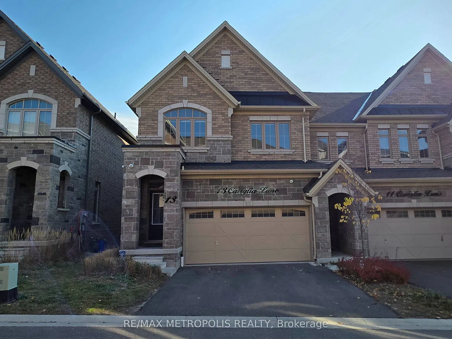 3 bed, $4,300 — Photo 2