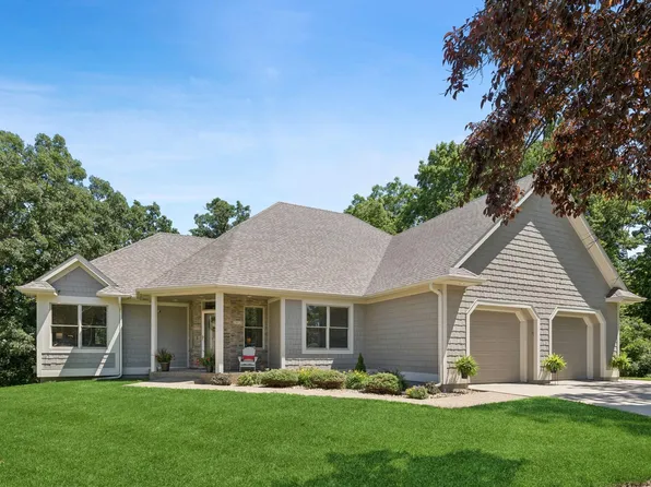 2812 Devon Ln NE, Rochester, MN 55906