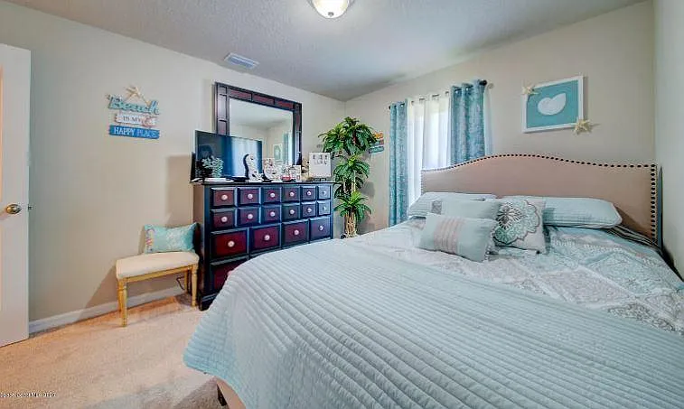 4 bed, 1512 sqft, $2,040 — Photo 4