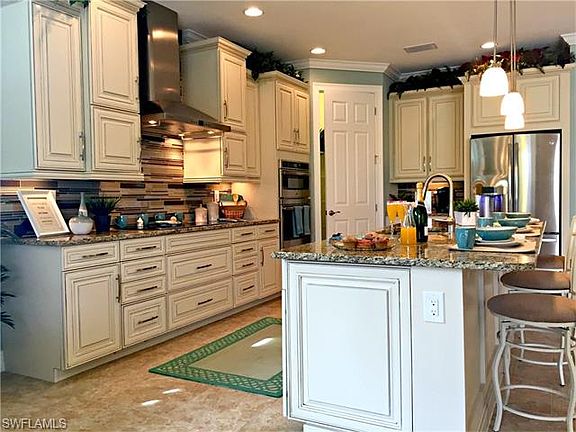 5th image of 8749 Westwood Oaks Pl