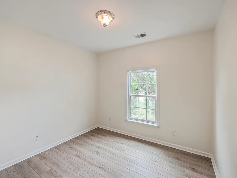 8518 Sentry Cir — Photo 23