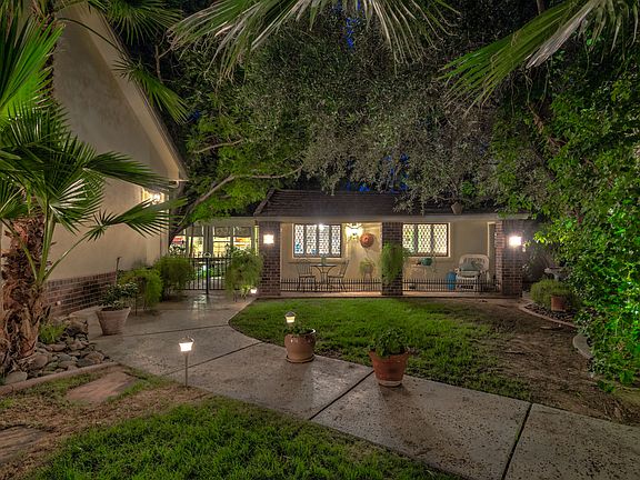 5th image of 3000 Loma Vista Ave