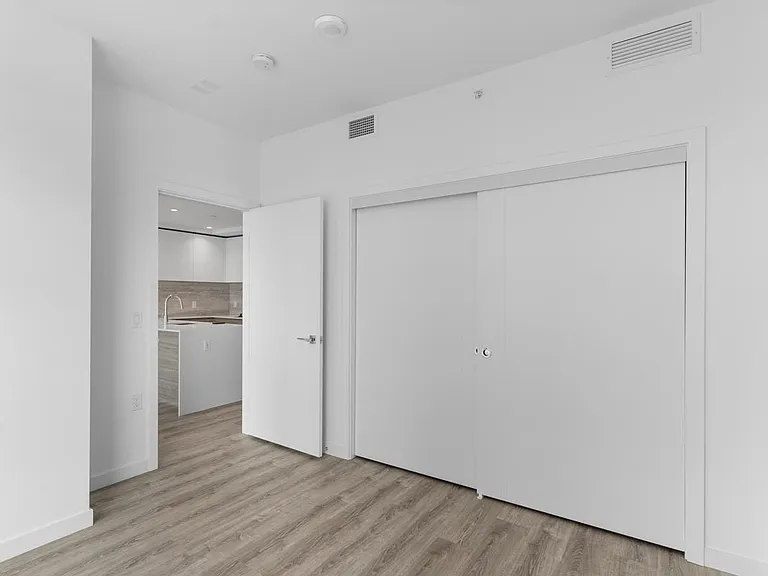660 Quayside Dr #1405 — Photo 14