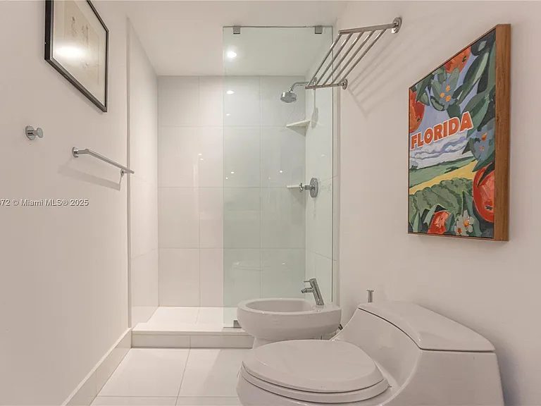 520 West Ave #1102 — Photo 38