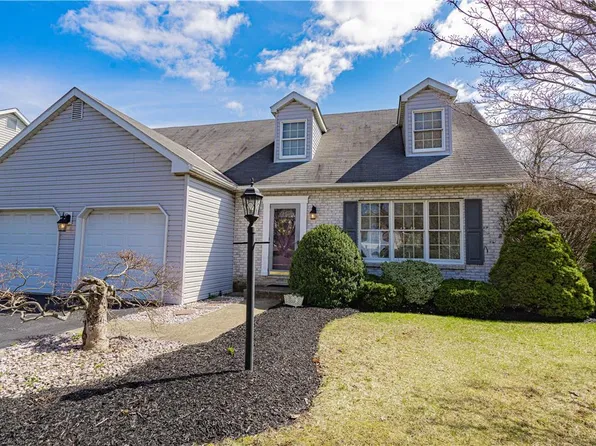 2670 West Blvd, Bethlehem, PA 18017