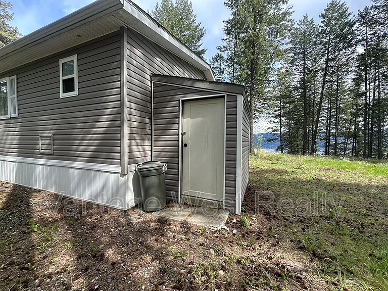 9481 Winchester Rd — Photo 24