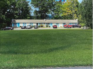 1101 Quail Harbour Dr, Johnson City, TN 37601