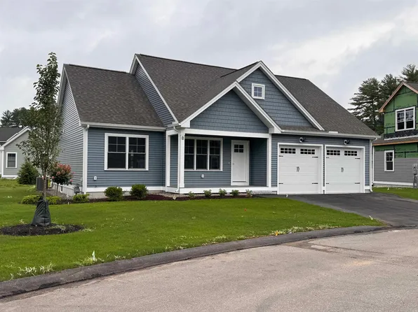 8 Hikers Lane, Nashua, NH 03062