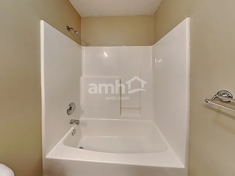 3136 Hidden Creek Dr — Photo 17