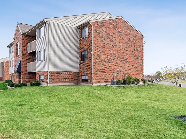 Ridge View Apartments — Photo 19