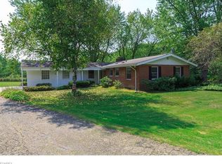 10363 Thwing Rd, Chardon, OH 44024