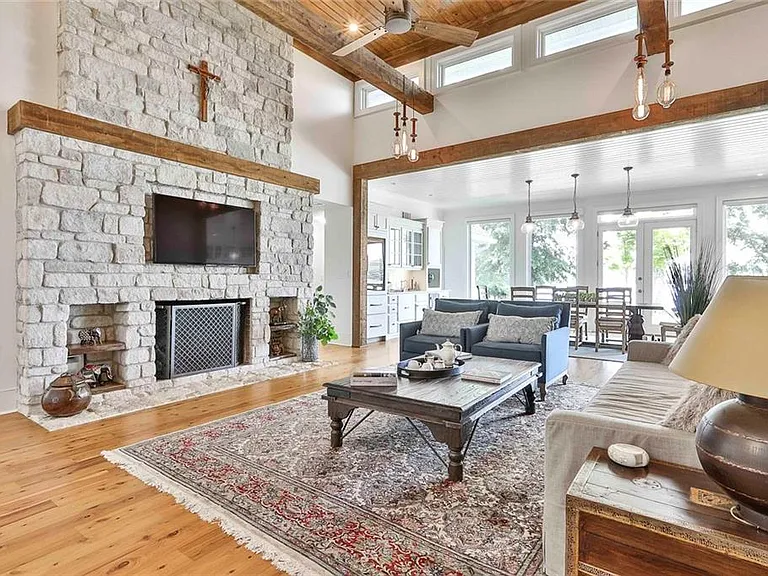 111 Loblolly Cir — Photo 14