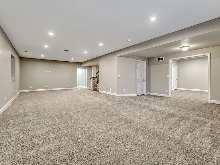 14110 Sierra Ridge Cir — Photo 45