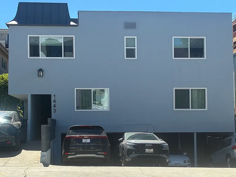 1443 Rexford Dr #4 — Photo 6