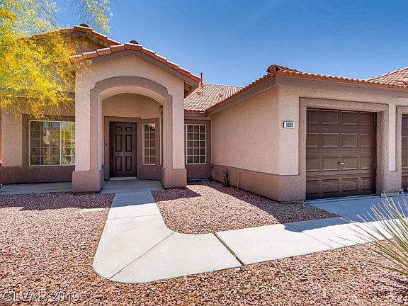 2nd image of 5009 Tropical Glen Ct