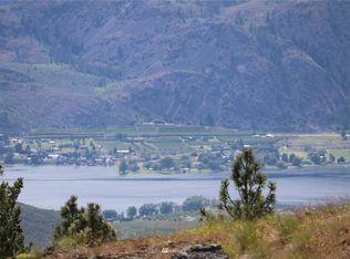 227 Point Dr, Oroville, WA 98844