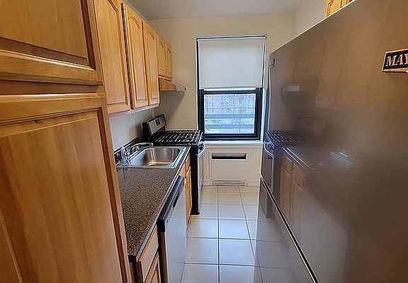 4th image of 211-02 75th Ave #3L