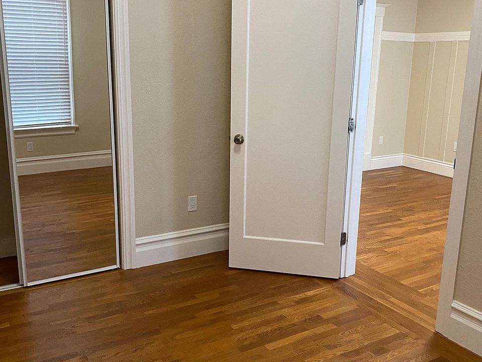2nd image of 1224 Hyde St APT 5