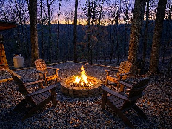 5th image of 38 Sweetwater Trl