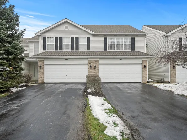 2467 Stoughton Cir #2467, Aurora, IL 60502
