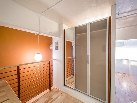 5th image of 163 W 200 S APT 507