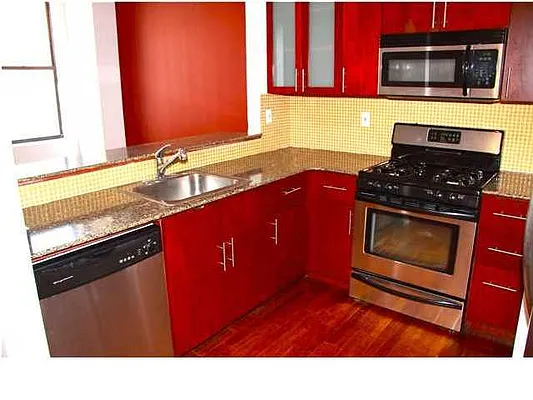 Sold by Harlem Lofts | media 3