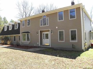 6 Weathersfield Ln, Valatie, NY 12184