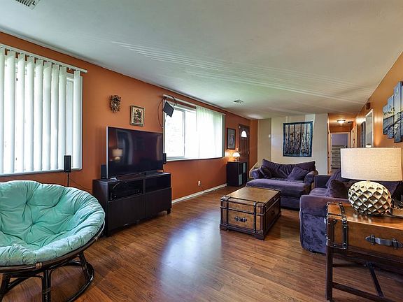 5th image of 5480 Ponderosa Dr