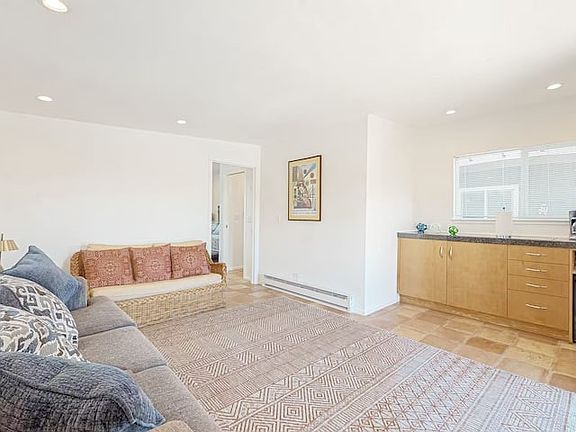 3rd image of 21175 Peary Ave