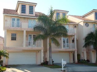 104 Bath Clb, Saint Petersburg, FL 33708