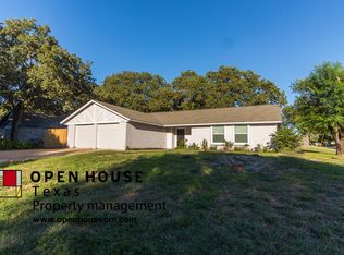 6908 Briardale Dr, North Richland Hills, TX 76182