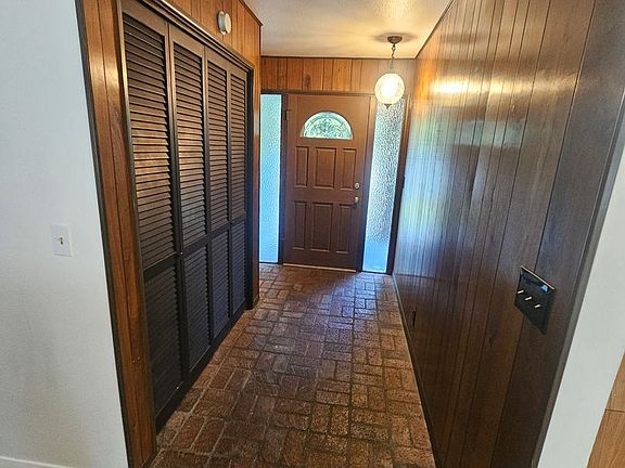 3rd image of 426 Stanmar Dr